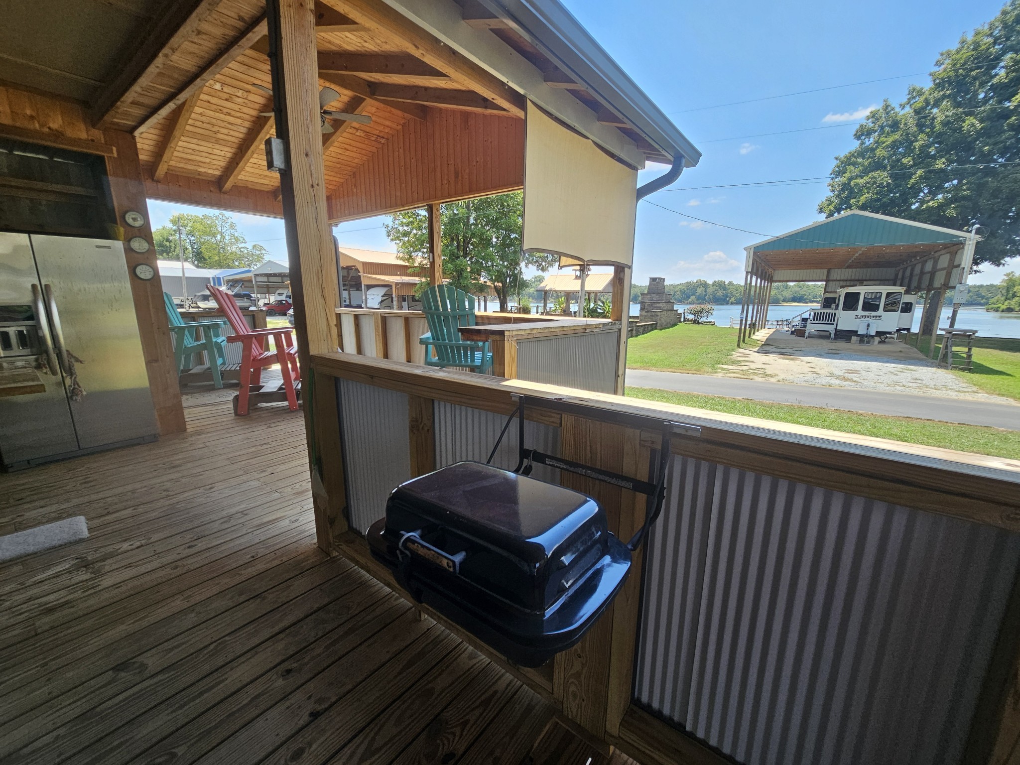 625 River Road Clifton, TN 38425 - Photo 10 of 71