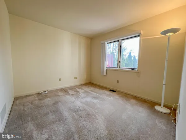 $349,900 | 370 Chickory Way, Newark, DE 19711
