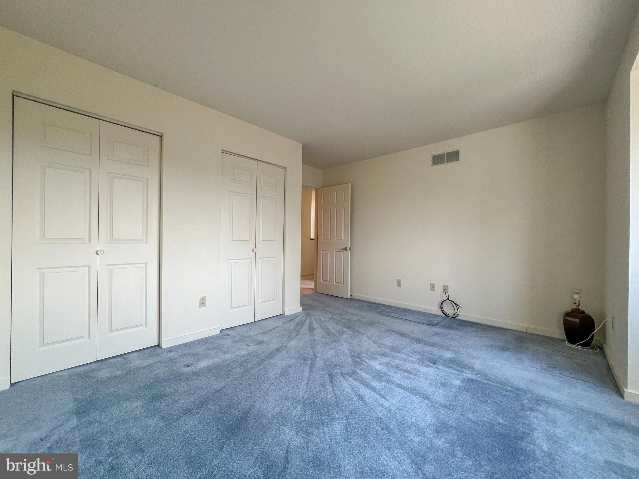 370 Chickory Way Newark, DE 19711 - Photo 24 of 36 a view of an empty room and entryway