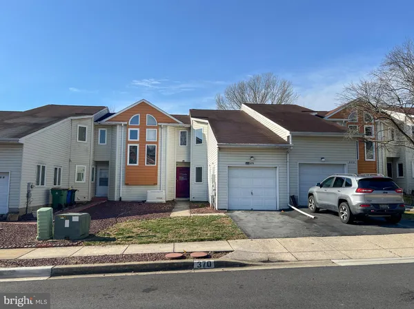 $349,900 | 370 Chickory Way, Newark, DE 19711