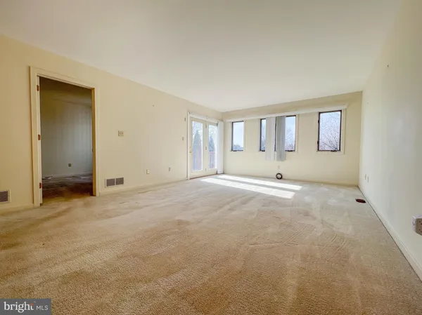 $349,900 | 370 Chickory Way, Newark, DE 19711