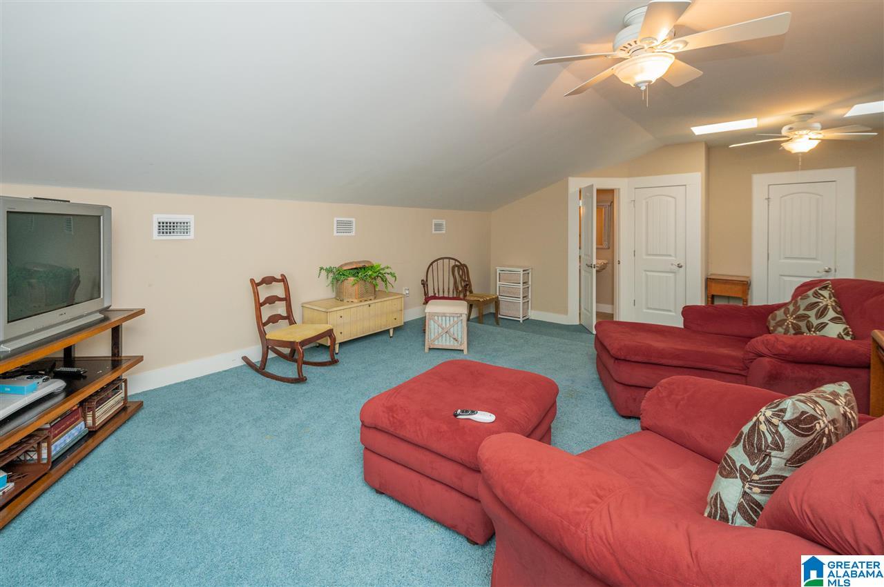 1404 Sutherland Place Birmingham, AL 35209 - Photo 37 of 45