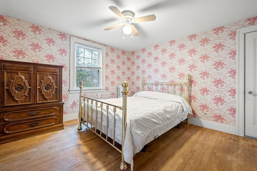 15 Rockrimmon Road Worcester, MA 01602 - Photo 22 of 33