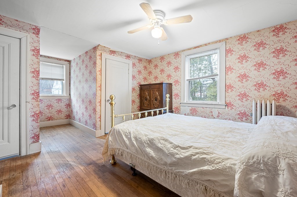 15 Rockrimmon Road Worcester, MA 01602 - Photo 23 of 33