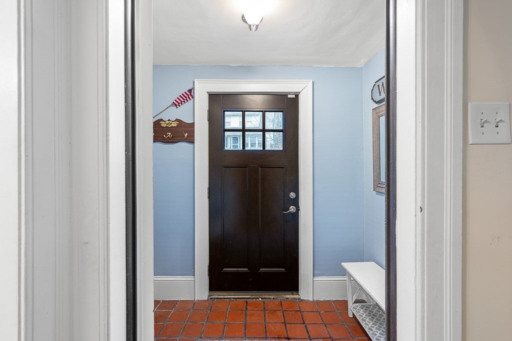 15 Rockrimmon Road Worcester, MA 01602 - Photo 6 of 33