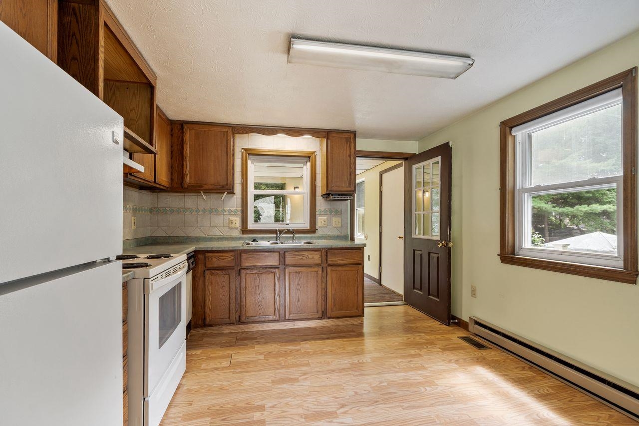 36 East Dunstable Road Nashua, NH 03060 - Photo 10 of 28 Gallery Image 10
