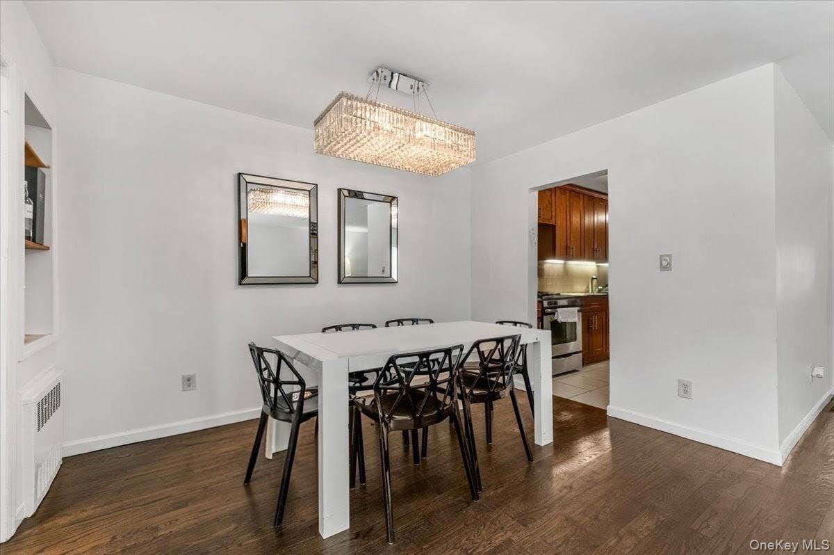 449 Argyle Road Cedarhurst, NY 11516 - Photo 10 of 33