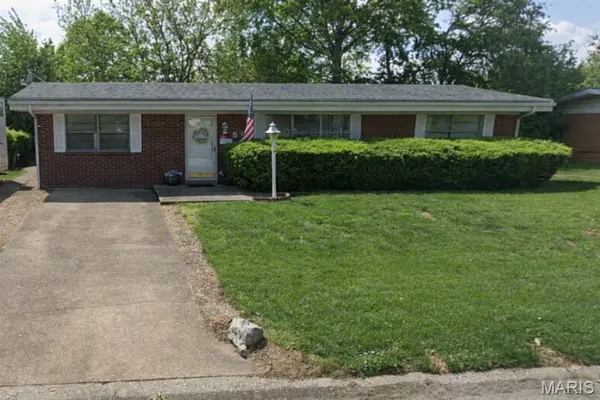 $155,000 | 5 Columbus Drive, Belleville, IL 62226