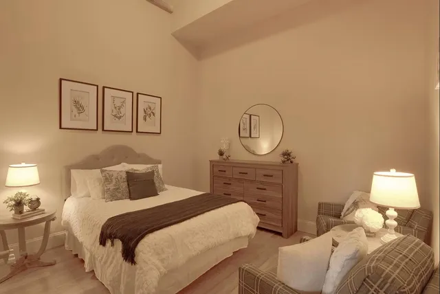 $3,110 | 195 McGregor Street, Unit 423, Manchester, NH 03102