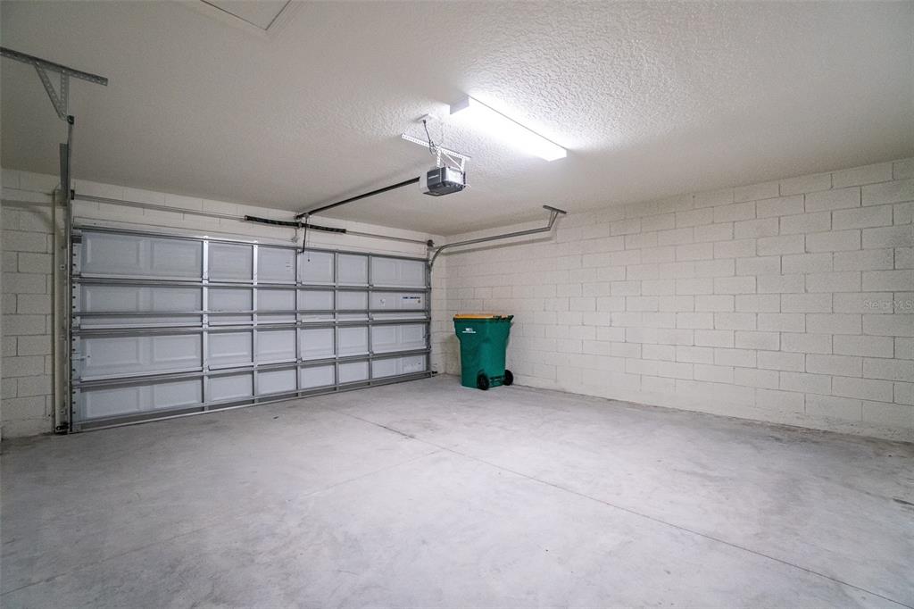 2680 Mead Avenue St. Cloud, FL 34771 - Photo 23 of 35 a view of a garage