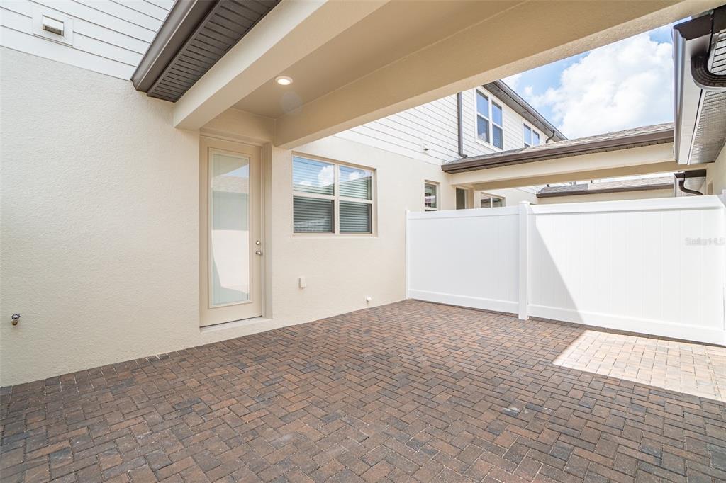 2680 Mead Avenue St. Cloud, FL 34771 - Photo 25 of 35 a view of an empty room with a window
