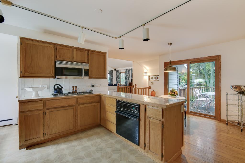 8912 West Bush Lake Road Bloomington, MN 55438 - Photo 22 of 26 Gallery Image 22