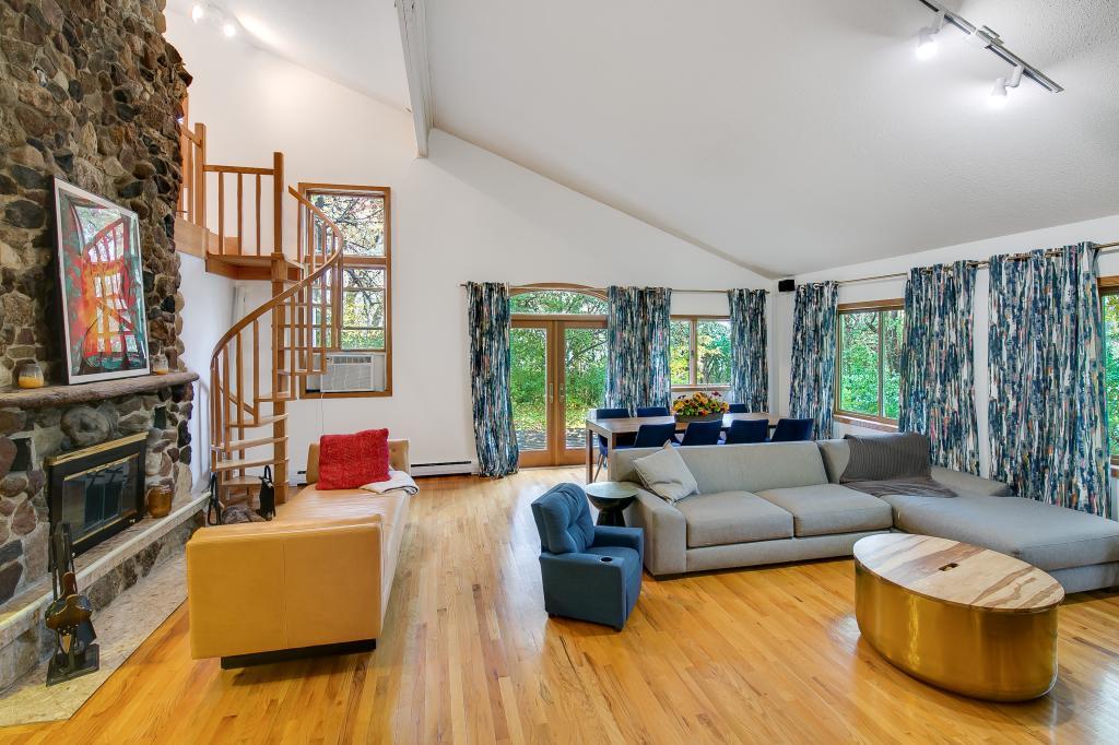 8912 West Bush Lake Road Bloomington, MN 55438 - Photo 10 of 26 Gallery Image 10