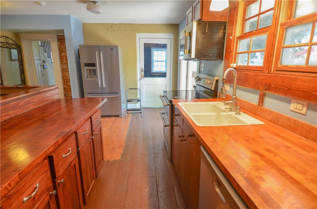 7716 North Michigan Road Indianapolis, IN 46268 - Photo 24 of 49 Gallery Image 24
