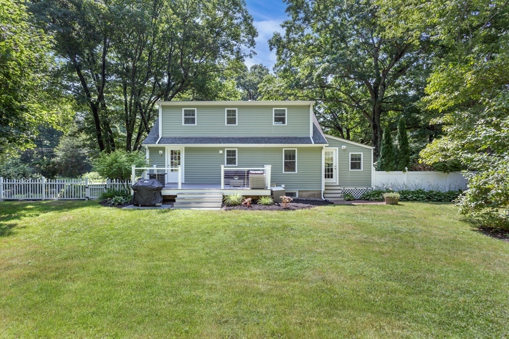 314 Pleasant Street Franklin, MA 02038 - Photo 39 of 40