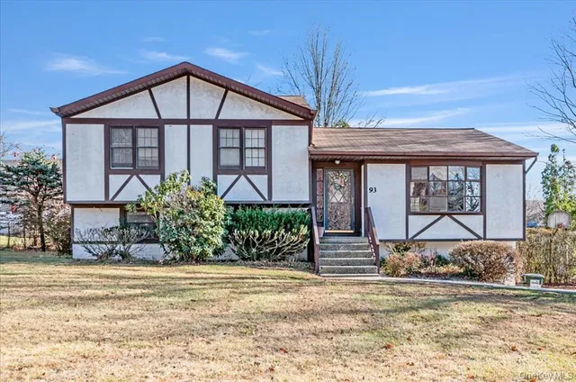 $3,300 | 93 Capital Drive, Washingtonville, NY 10992