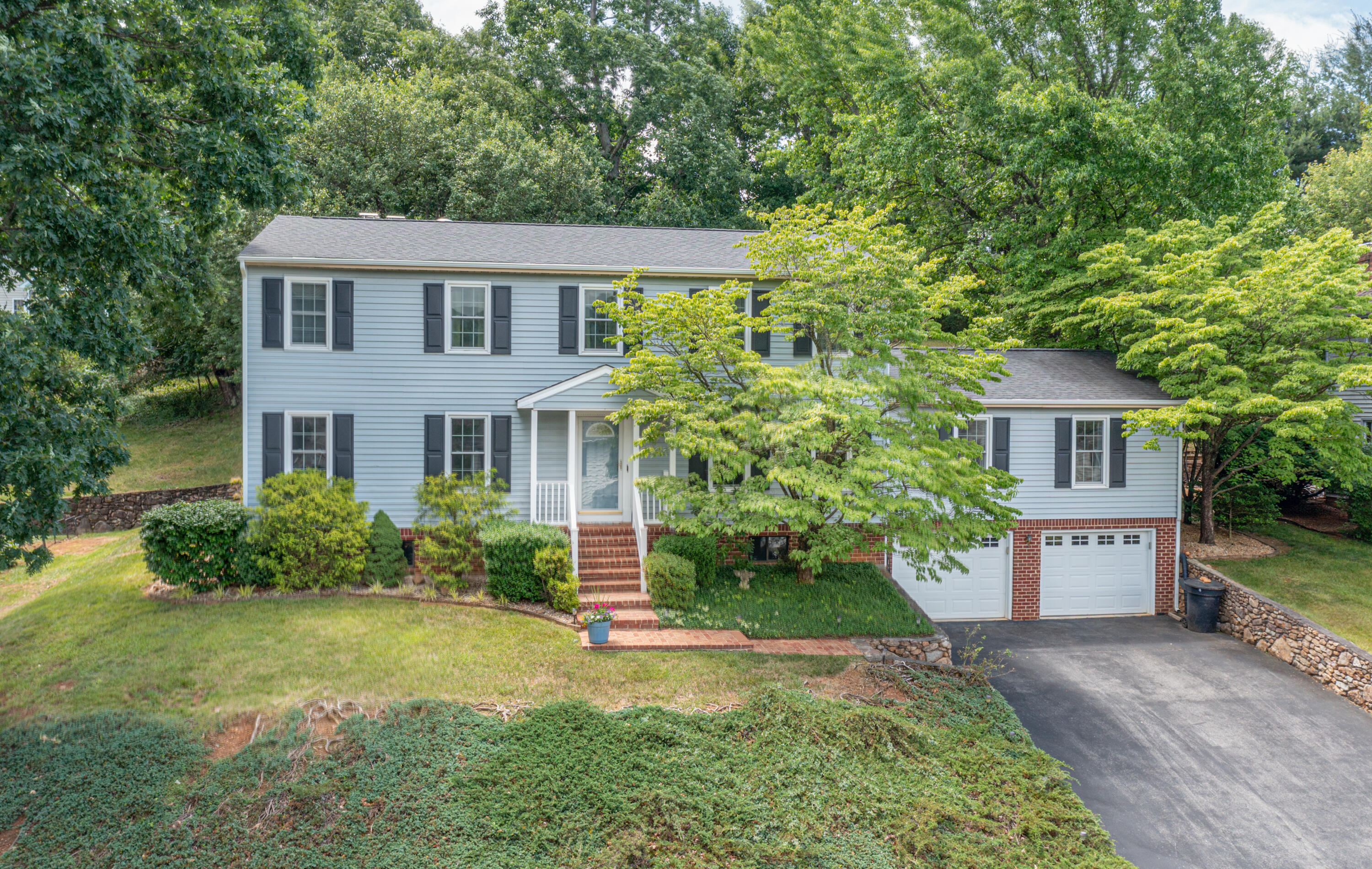 1650 Millbridge Road Salem, VA 24153 - Photo 1 of 25 Main