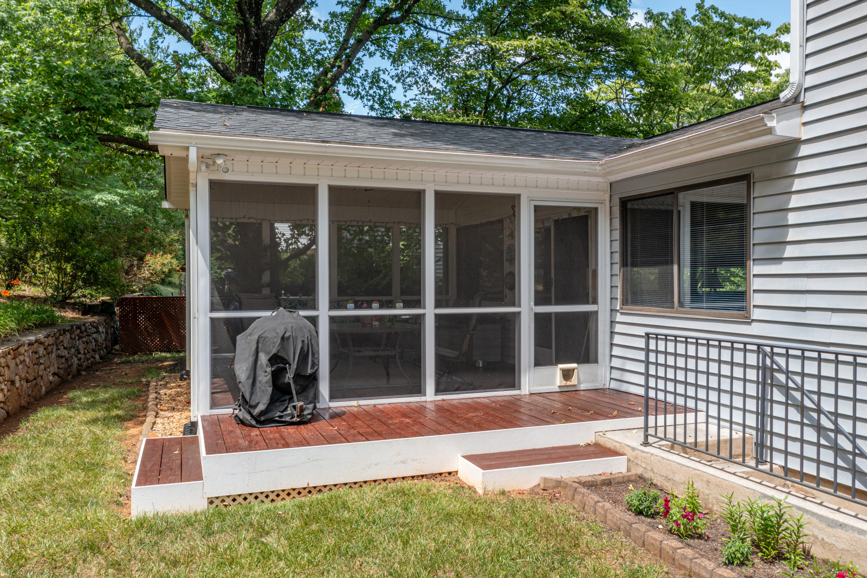 1650 Millbridge Road Salem, VA 24153 - Photo 3 of 25 Screened Porch