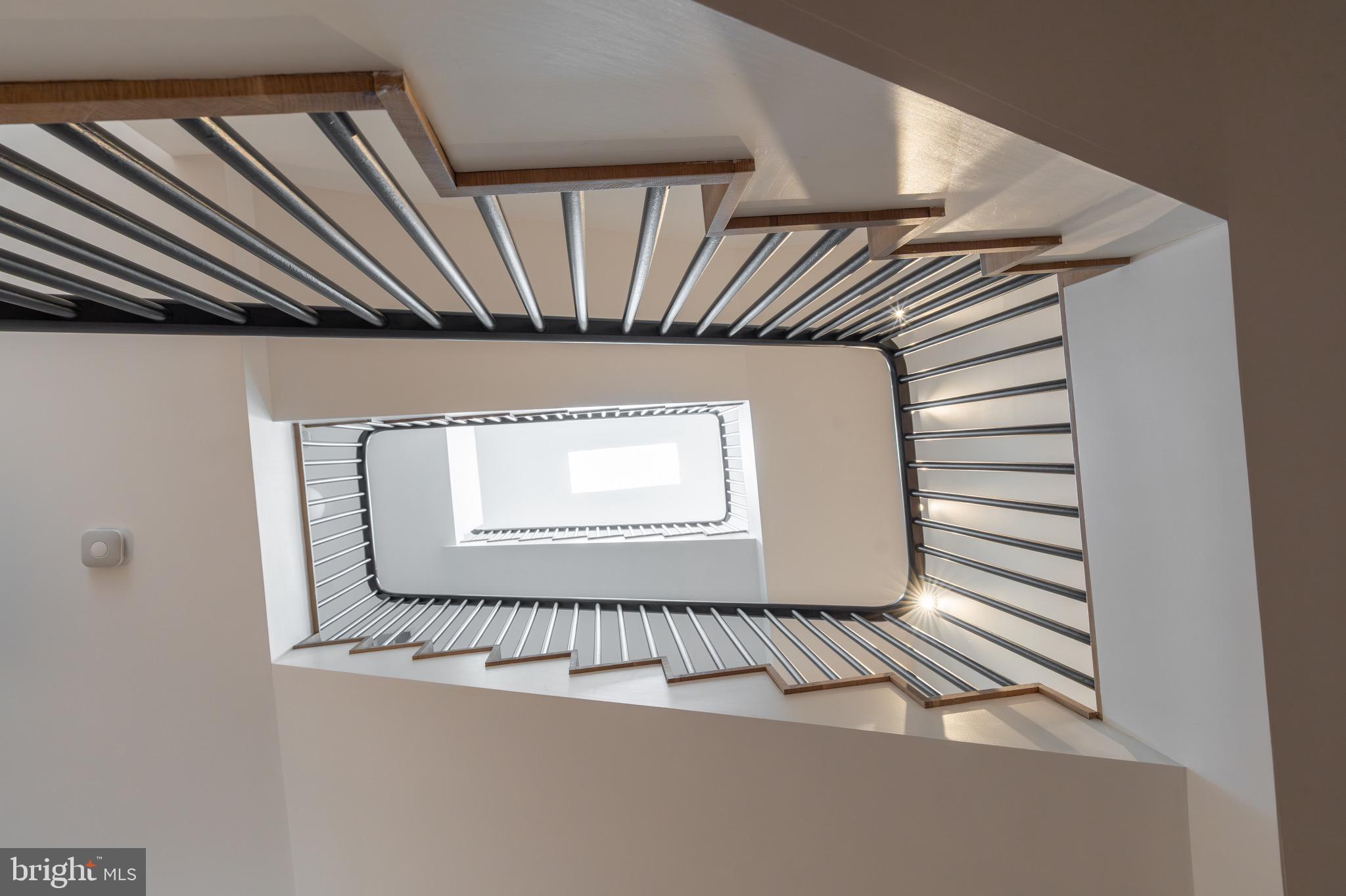 639 E Street Southeast Washington, DC 20003 - Photo 19 of 47