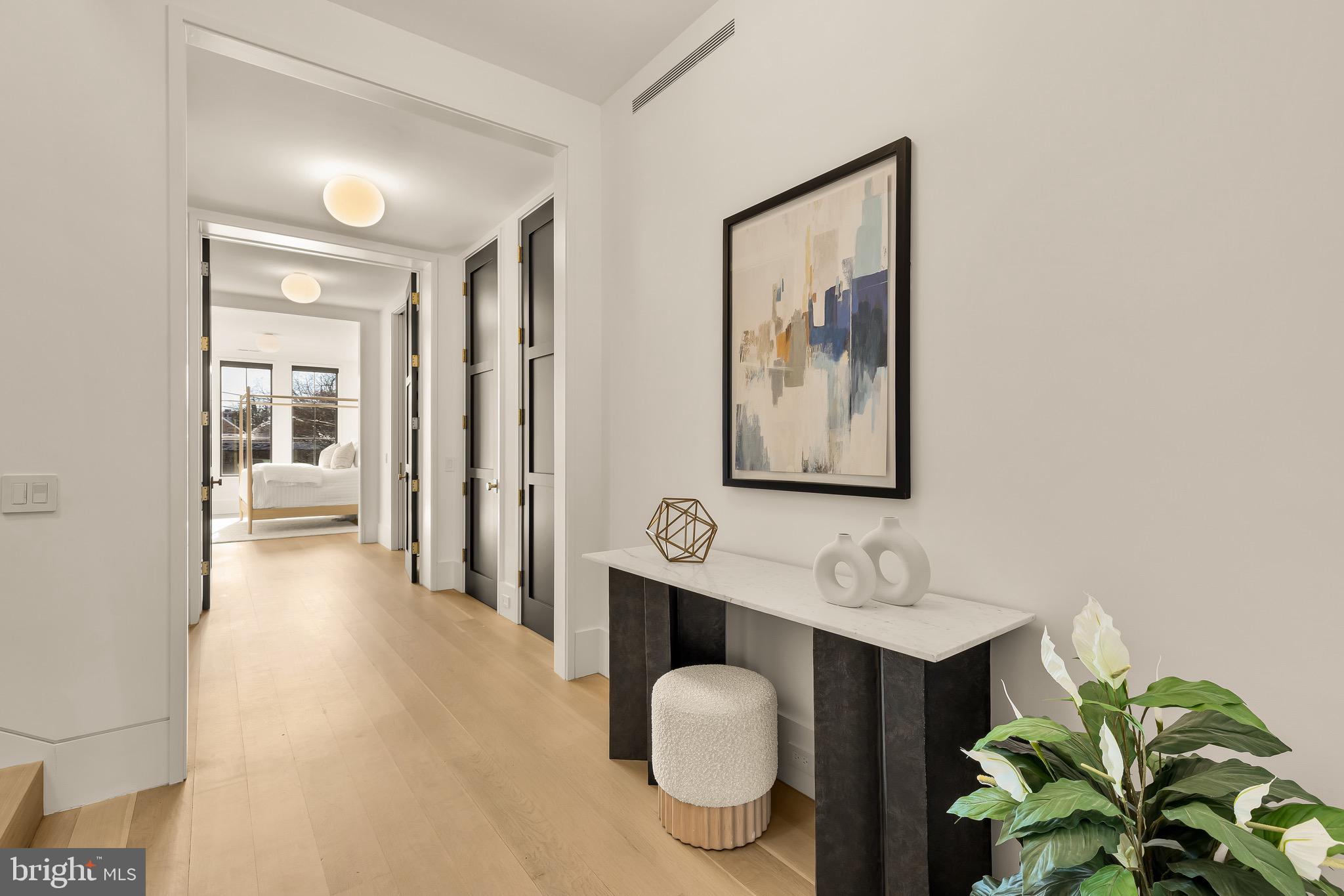 639 E Street Southeast Washington, DC 20003 - Photo 20 of 47