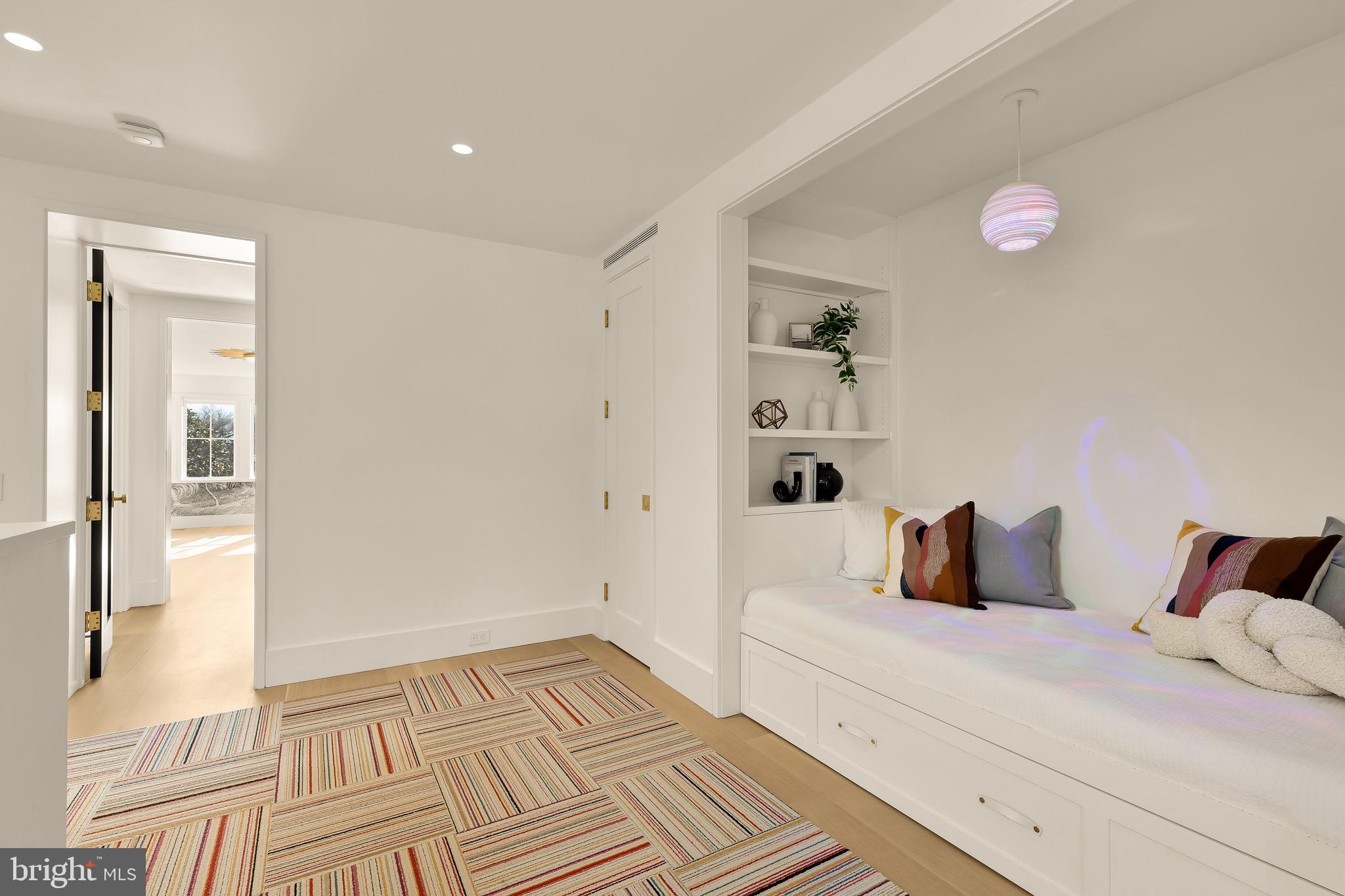 639 E Street Southeast Washington, DC 20003 - Photo 31 of 47