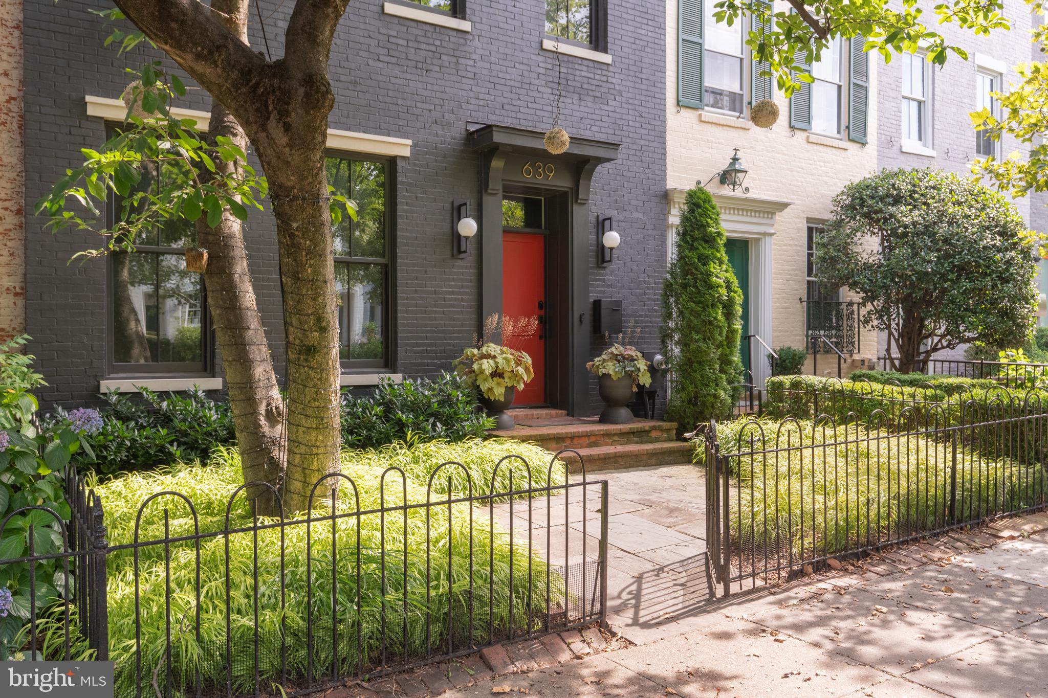 639 E Street Southeast Washington, DC 20003 - Photo 46 of 47