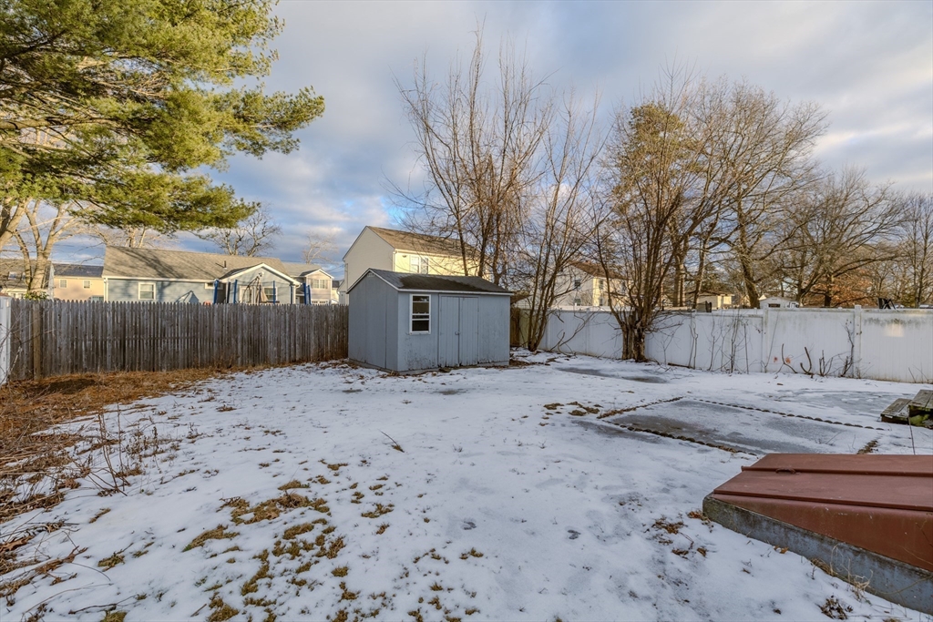 187 Lamont Street Springfield, MA 01119 - Photo 22 of 27