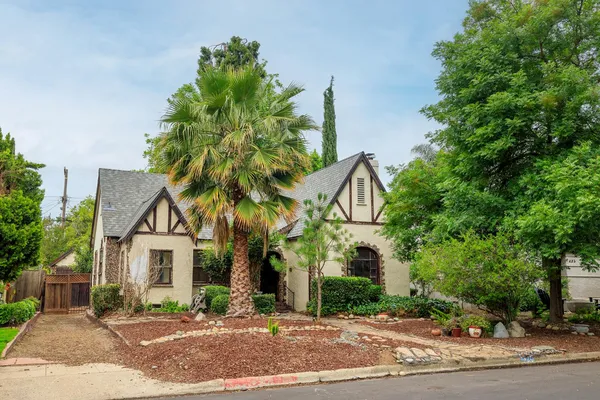 $430,000 | 421 Myrtle Avenue, Modesto, CA 95350