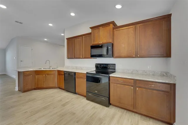 $299,900 | 1434 Grey Eagle Lane, Winter Haven, FL 33881