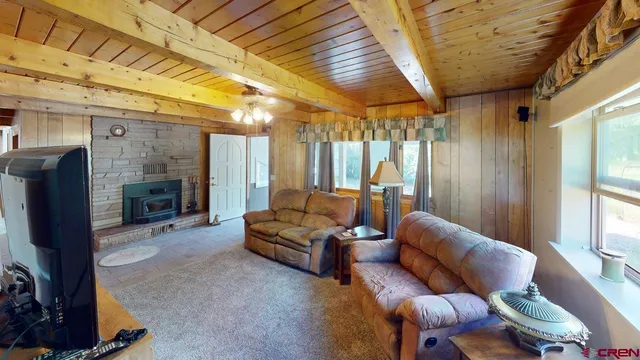 a view of a large yard with lots of bushes