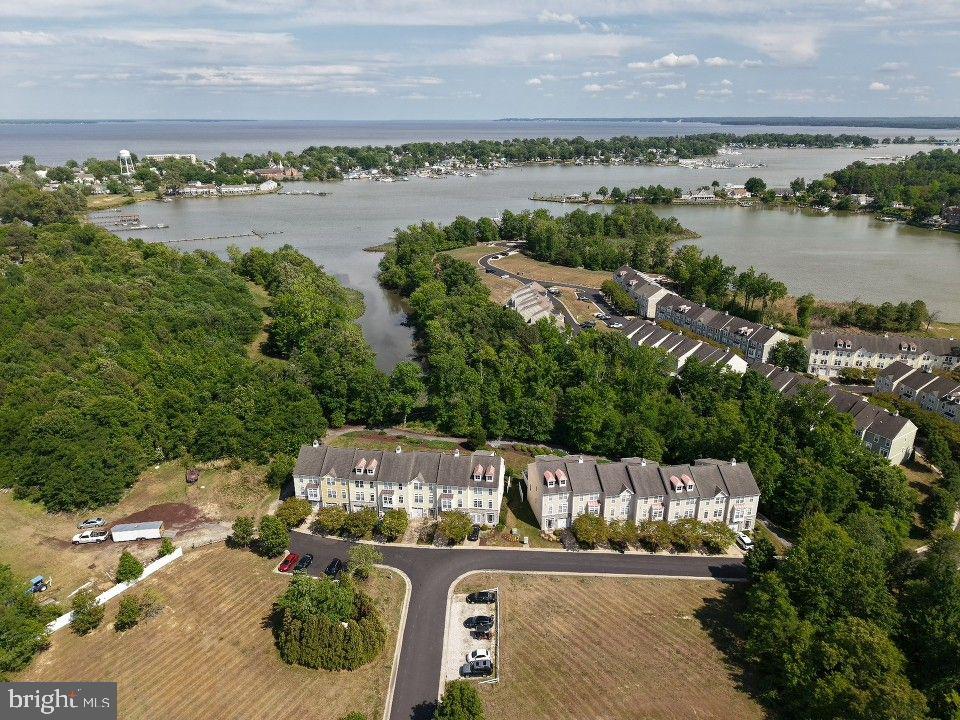 701 Monroe Point Drive Colonial Beach, VA 22443 - Photo 2 of 20