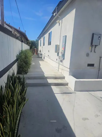 a view of entryway and hall