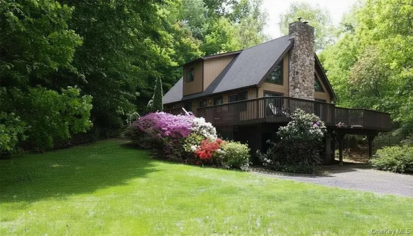 $549,900 | 5 Picardi Court, Wappingers Falls, NY 12590