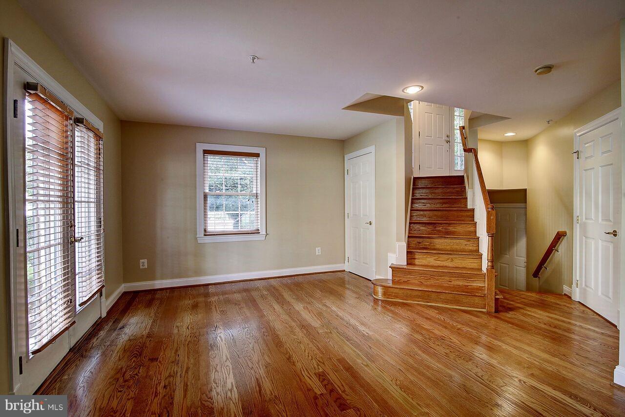12070 Kinsley Place Reston, VA 20190 - Photo 21 of 28 Recreation room - lower level