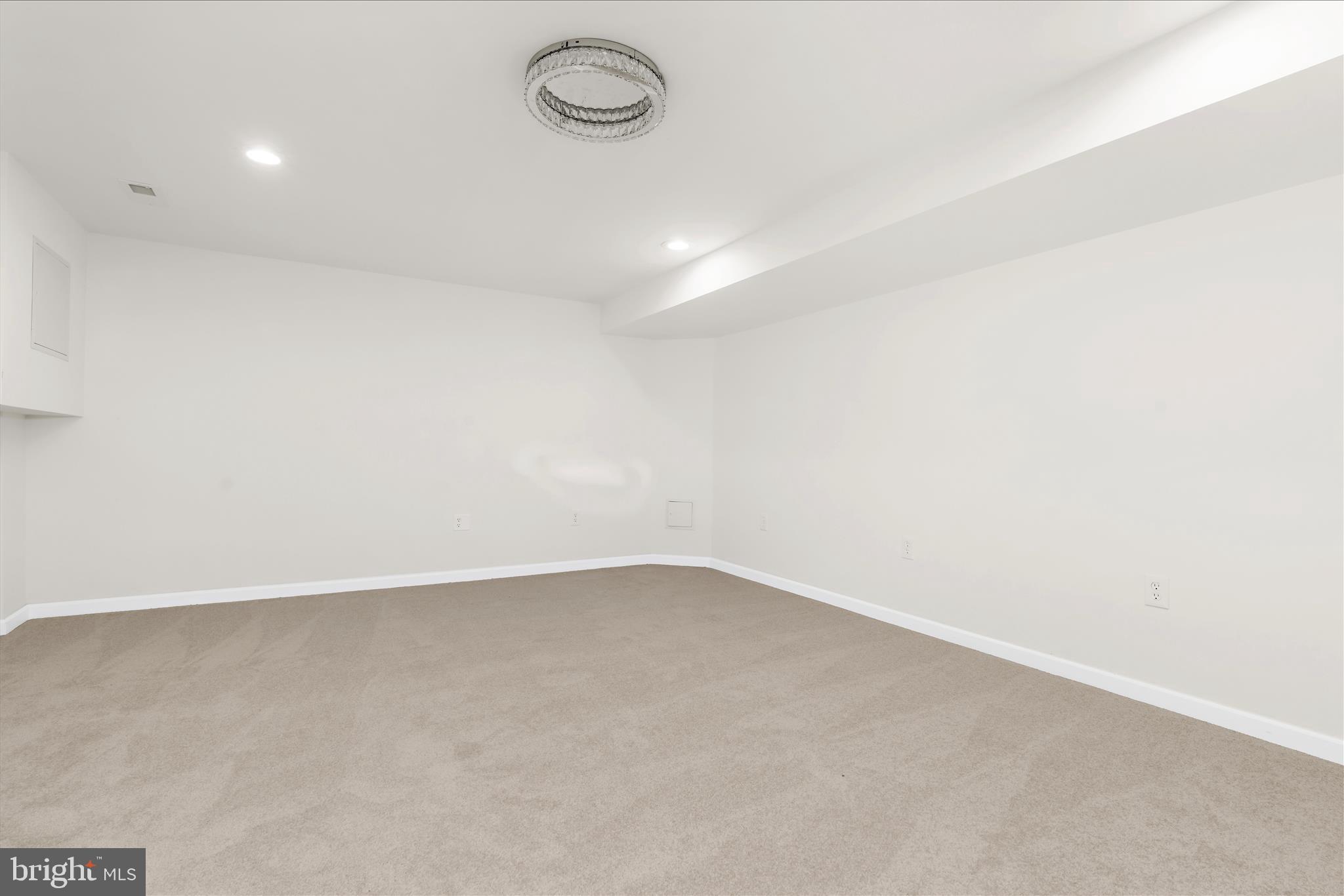 2703 Creston Road Baltimore, MD 21222 - Photo 21 of 38
