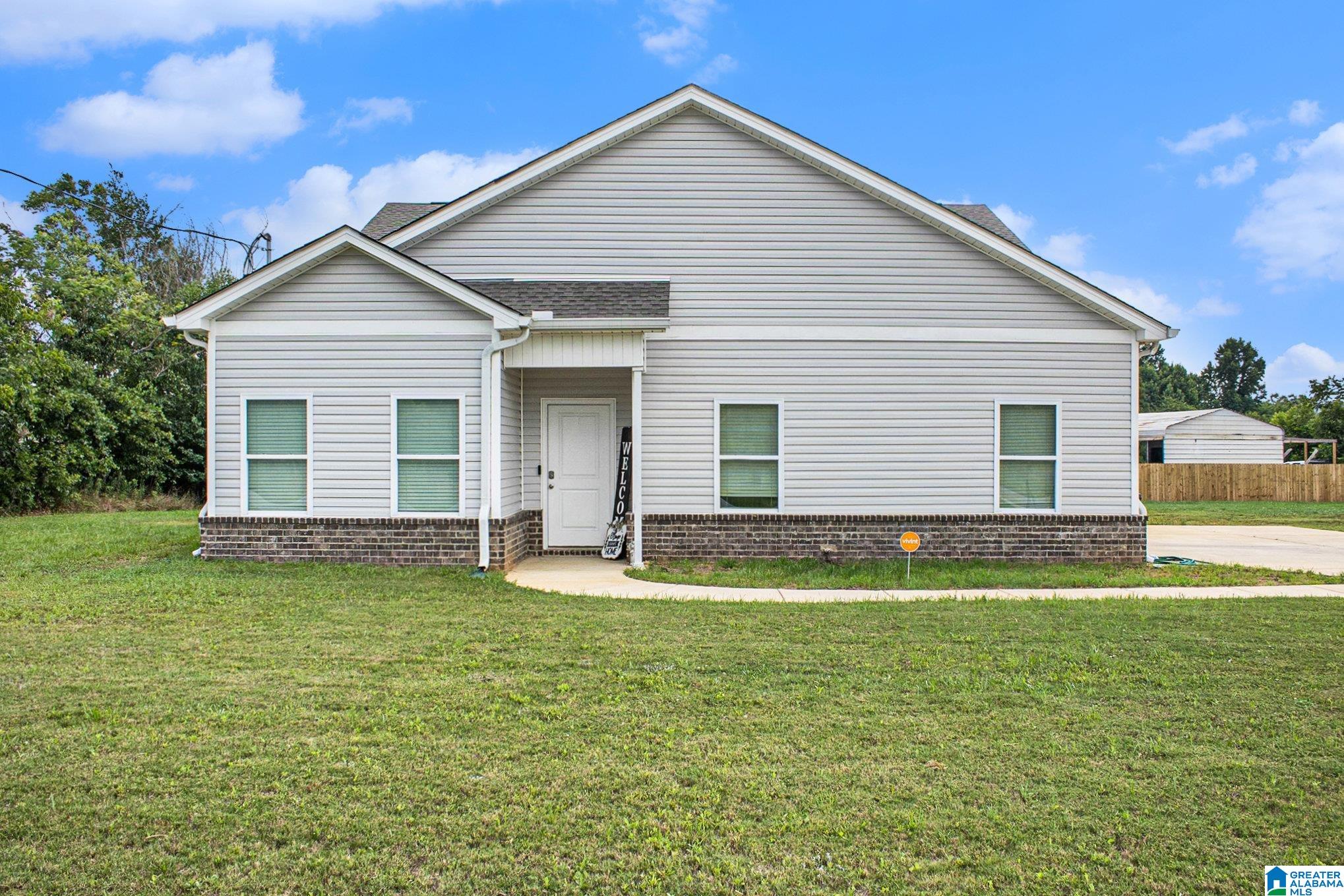 204 Masters Road Bessemer, AL 35023 - Photo 3 of 21 Gallery Image 3