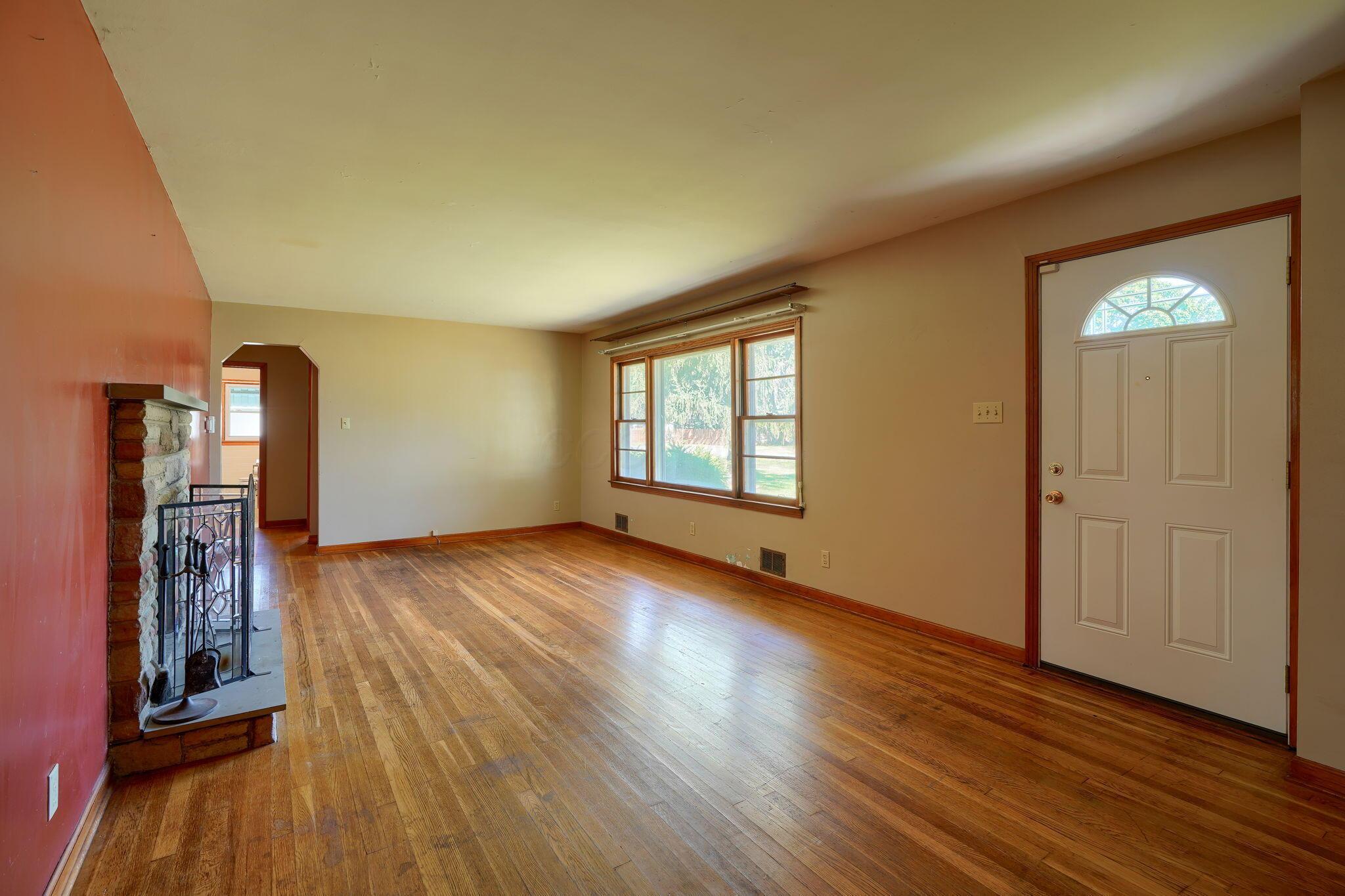 311 Tarlton Road Circleville, OH 43113 - Photo 17 of 42 311 Tarlton Rd (31)