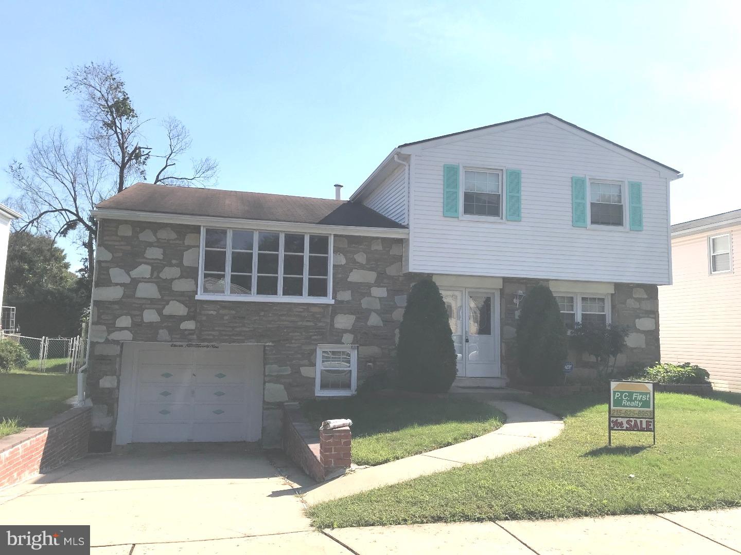 11979 Dumont Road Philadelphia, PA 19116 - Photo 1 of 15 Gallery Image 1