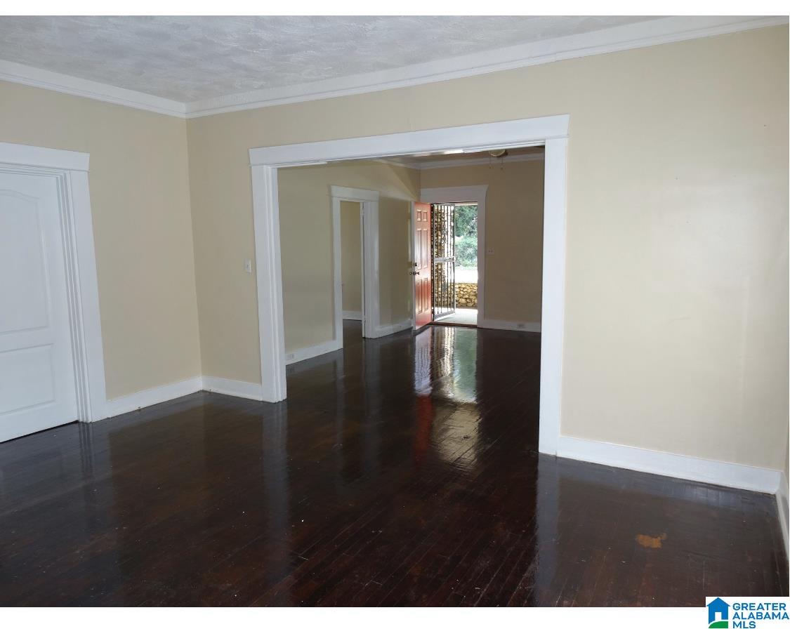 450 Valley Road Fairfield, AL 35064 - Photo 6 of 23