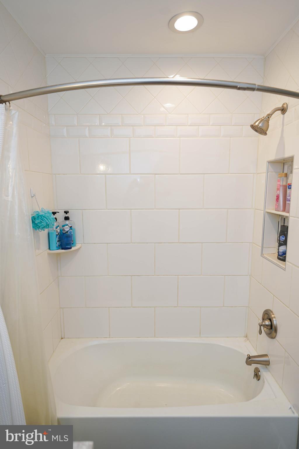 10564 Waller Road Laurel, DE 19956 - Photo 26 of 33 a bathroom with a shower