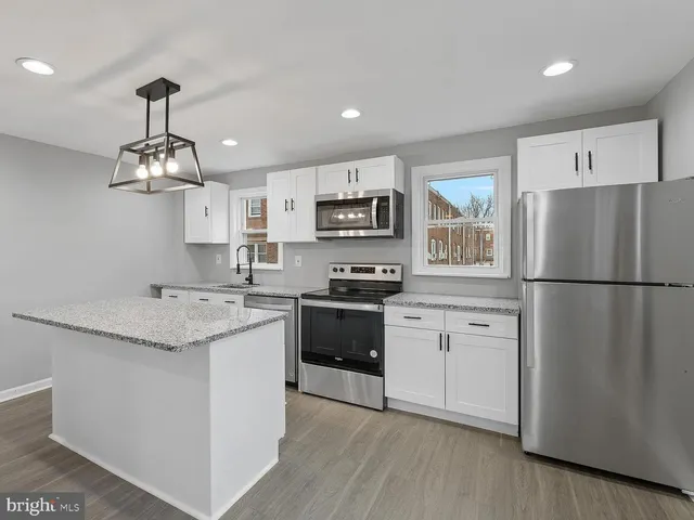 $1,600 | 1006 Butler Street, Chester, PA 19013