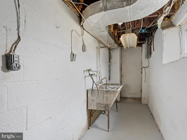 $1,600 | 1006 Butler Street, Chester, PA 19013