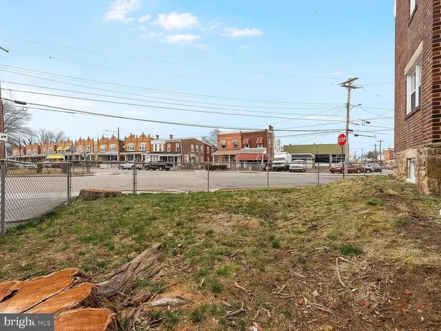 $1,600 | 1006 Butler Street, Chester, PA 19013