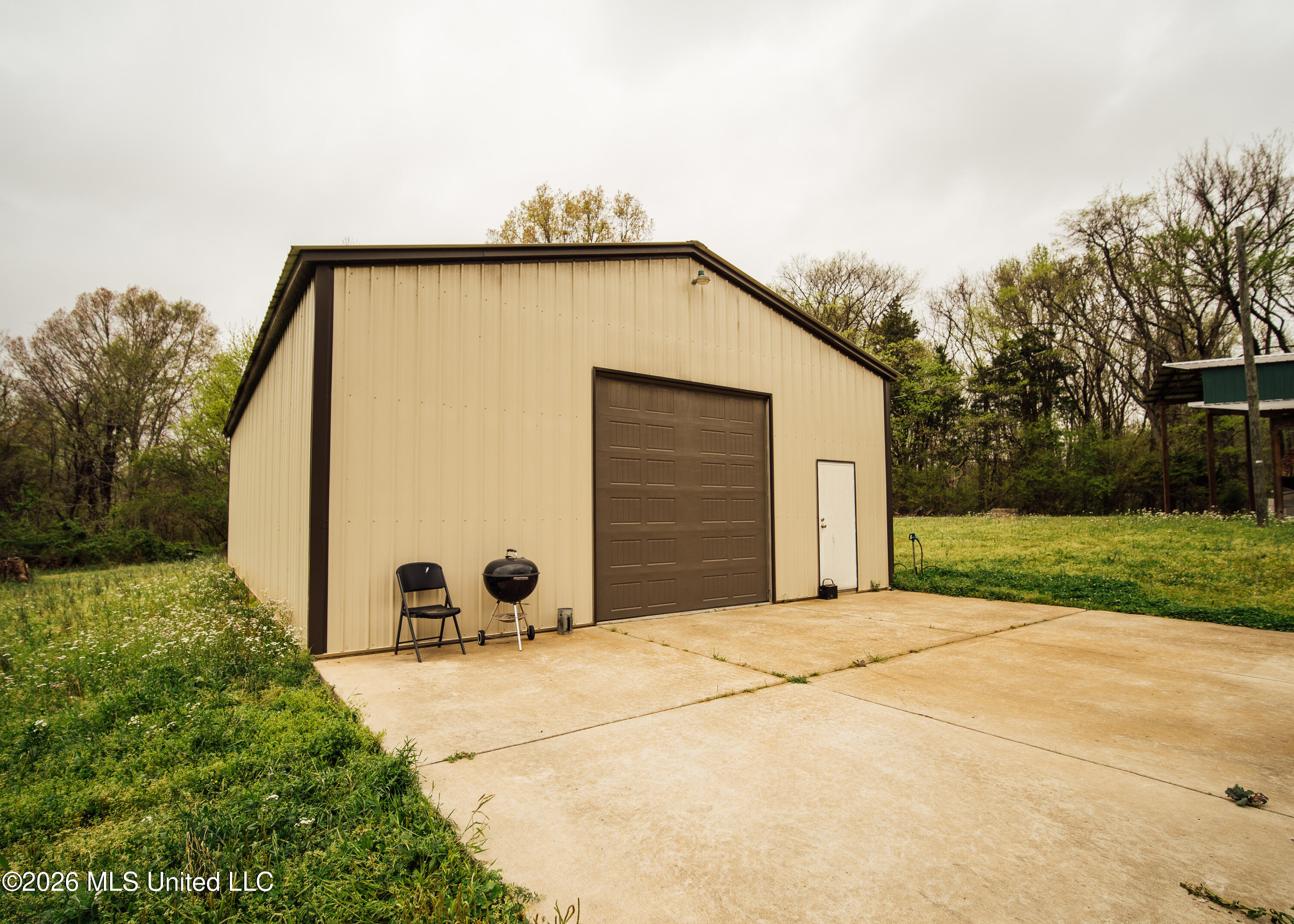 2776 Sees Chapel Road Sarah, MS 38665 - Photo 1 of 124 Panola 235 -96