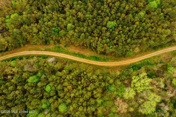 $1,099,800 | 2776 Sees Chapel Road, Sarah, MS 38665