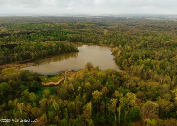 $1,099,800 | 2776 Sees Chapel Road, Sarah, MS 38665