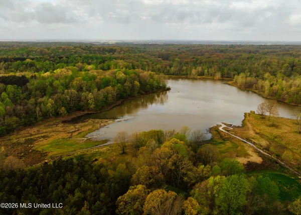 $1,099,800 | 2776 Sees Chapel Road, Sarah, MS 38665