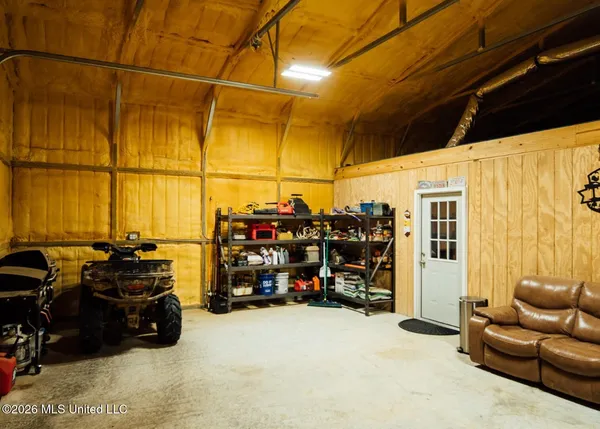 $1,099,800 | 2776 Sees Chapel Road, Sarah, MS 38665