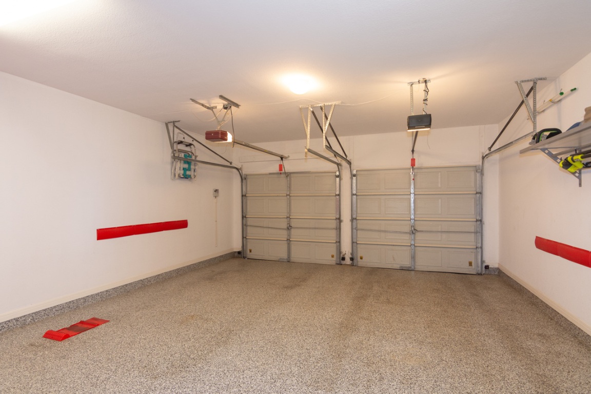 11401 Ohmfield Court Austin, TX 78739 - Photo 28 of 40 a view of a room with storage