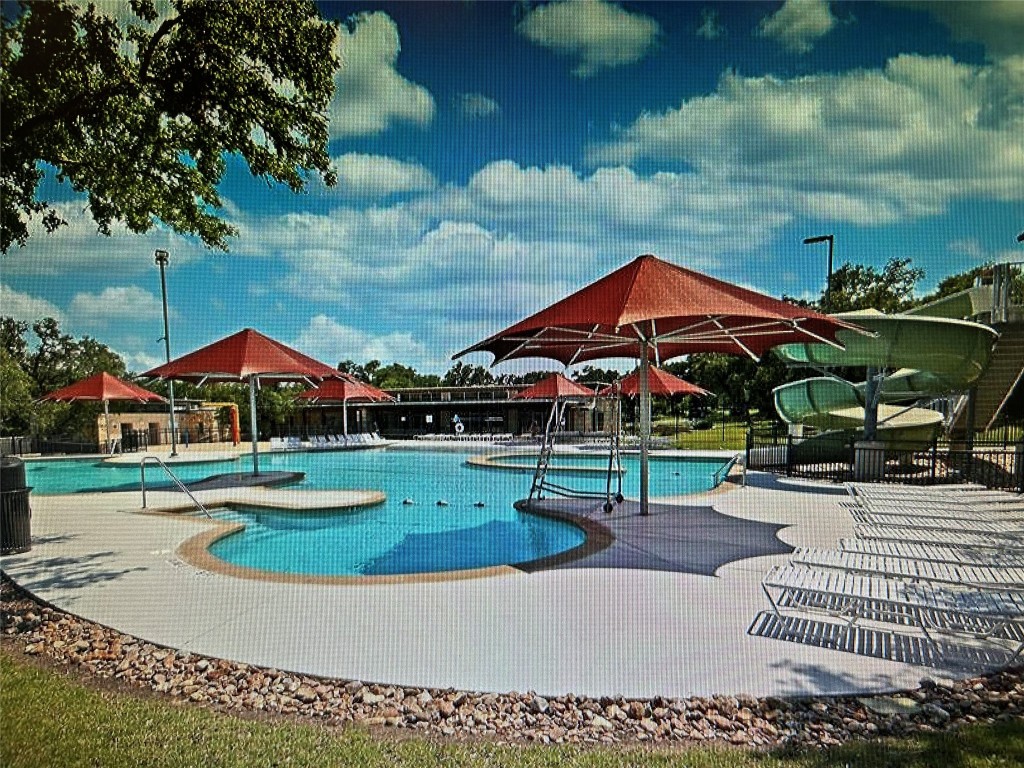 11401 Ohmfield Court Austin, TX 78739 - Photo 36 of 40 Circle C HOA resort style pool.